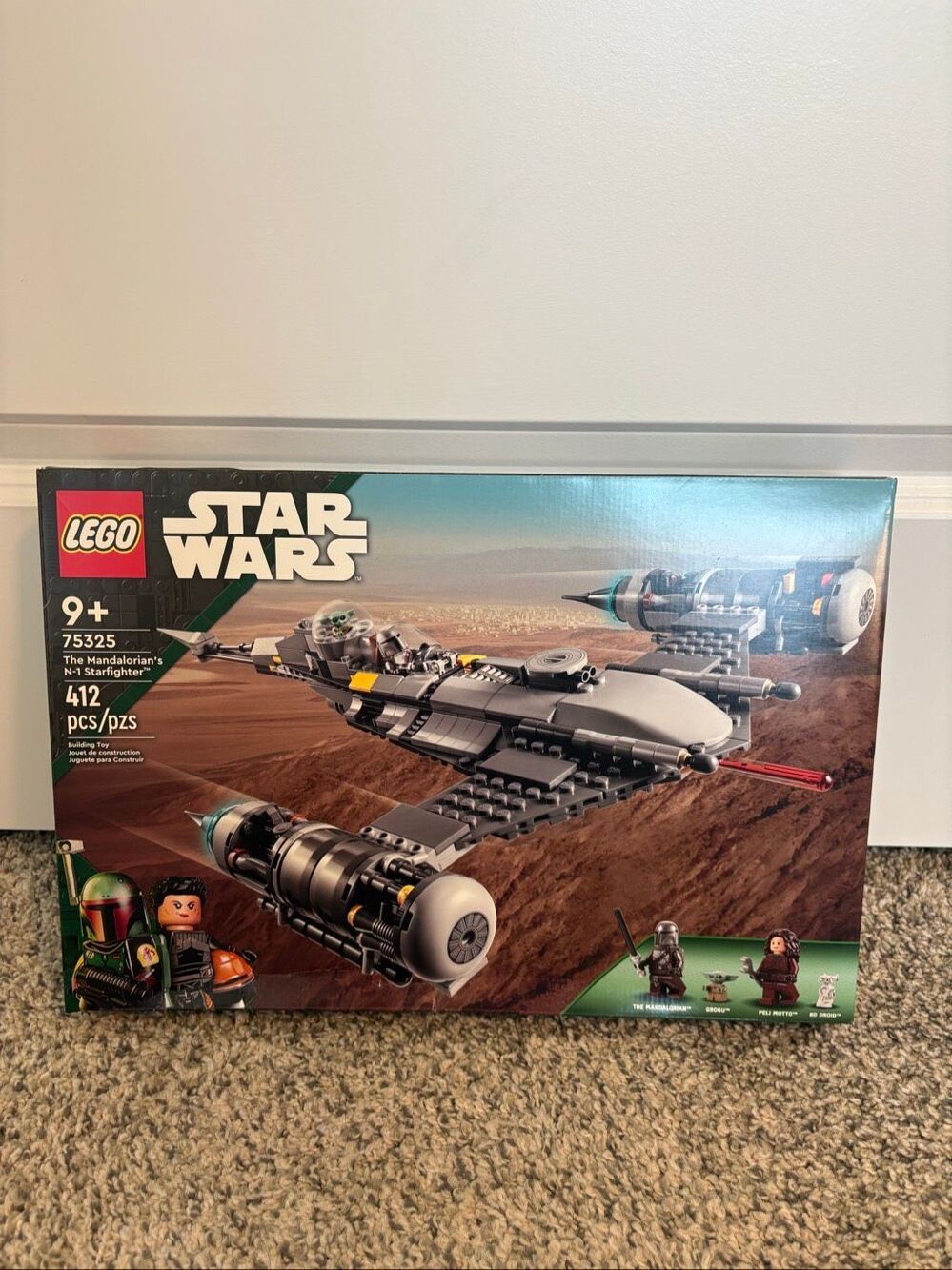 NIB LEGO Star Wars Mandalorian Starfighter Set - Gray and Black